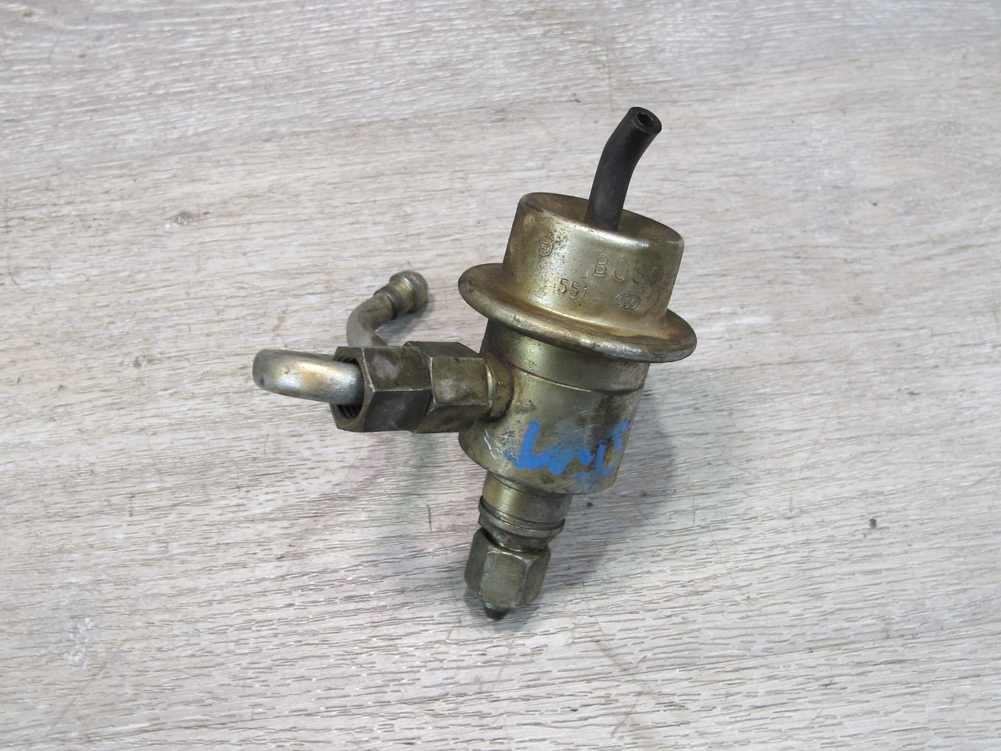86-91 Mercedes W126 M117 Air Shut OFF Valve Fuel Pressure Regulator Set OEM