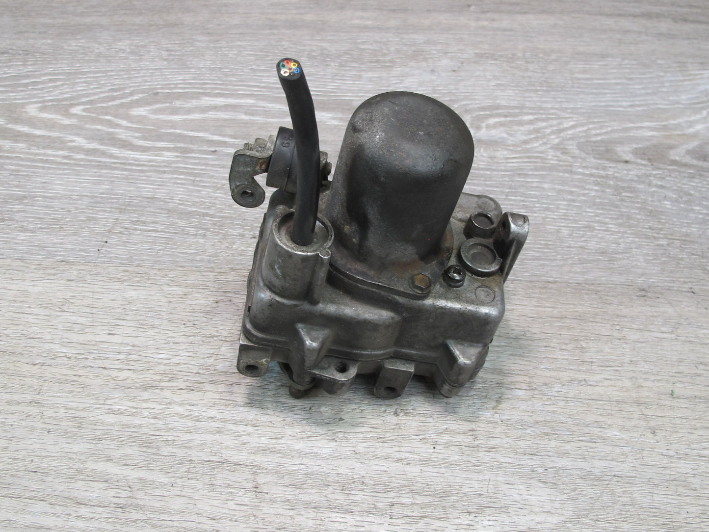 86-91 Mercedes W126 Cruise Control Actuator Motor 0015457532 OEM