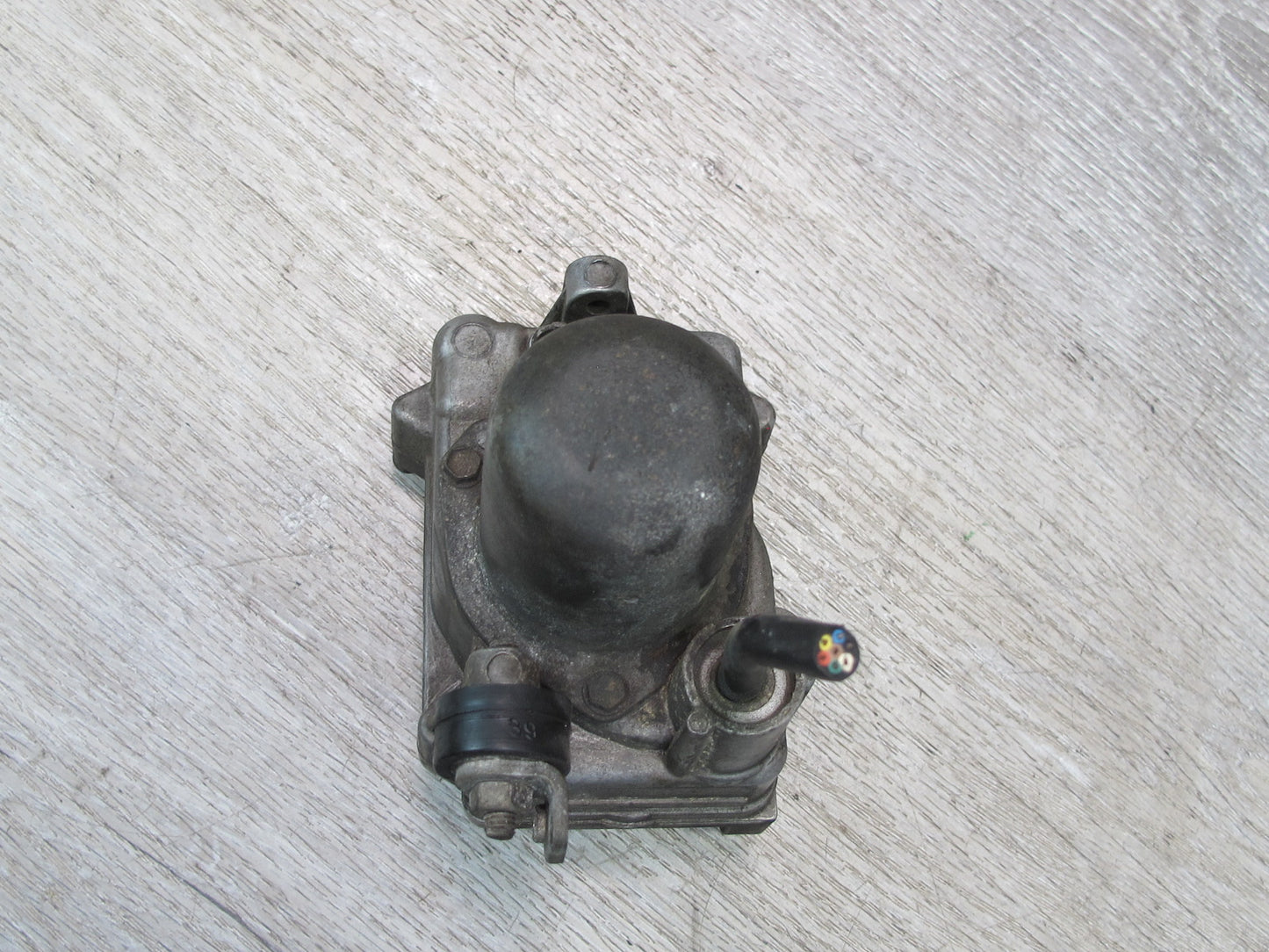 86-91 Mercedes W126 Cruise Control Actuator Motor 0015457532 OEM