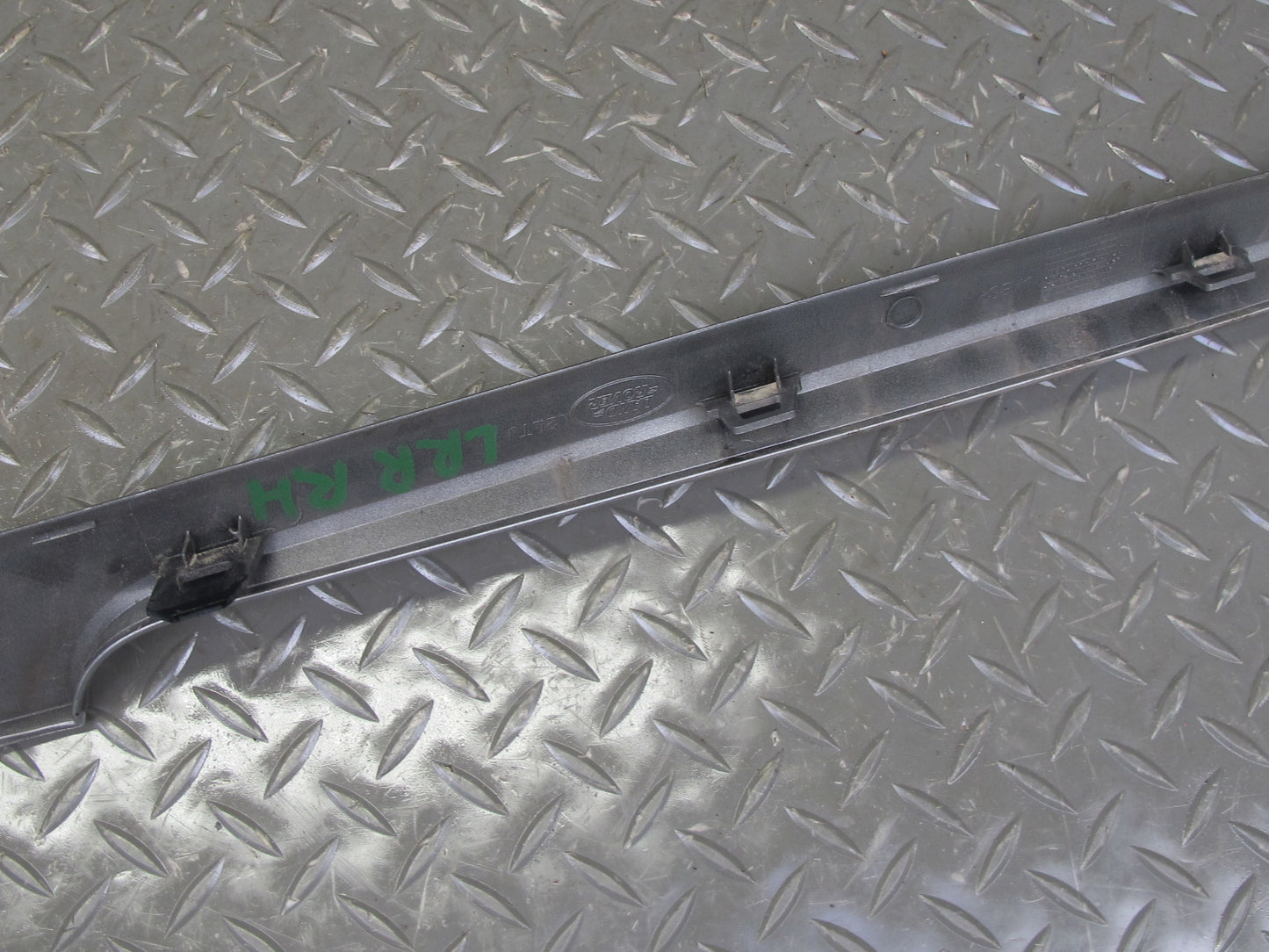 2013-2017 Land Range Rover L405 Rear Right Bumper Trim Molding CK52-17D752-AB