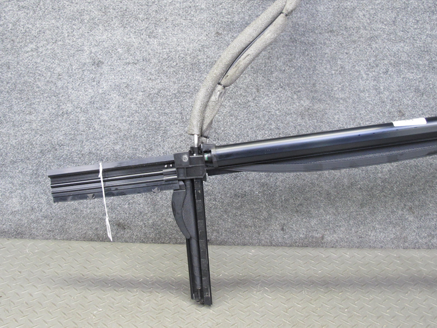 07-13 Mercedes W221 S-class Rear Left Door Sun Shade Sunshade 2218100520 OEM