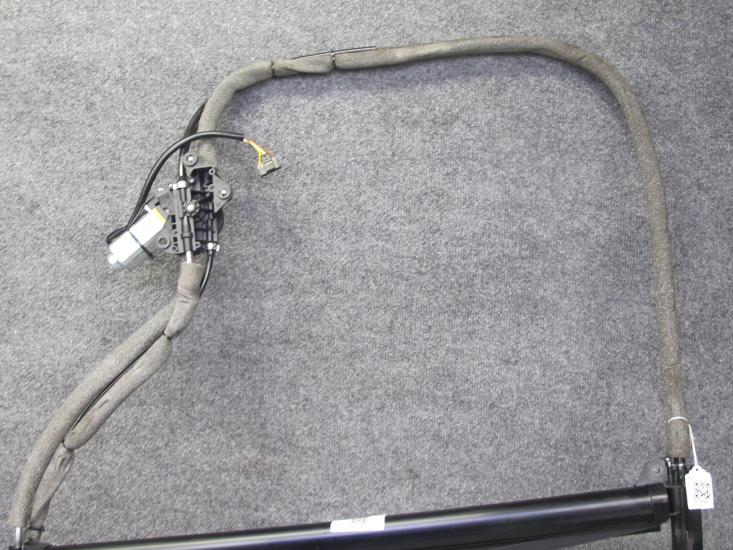 07-13 Mercedes W221 S-class Rear Left Door Sun Shade Sunshade 2218100520 OEM