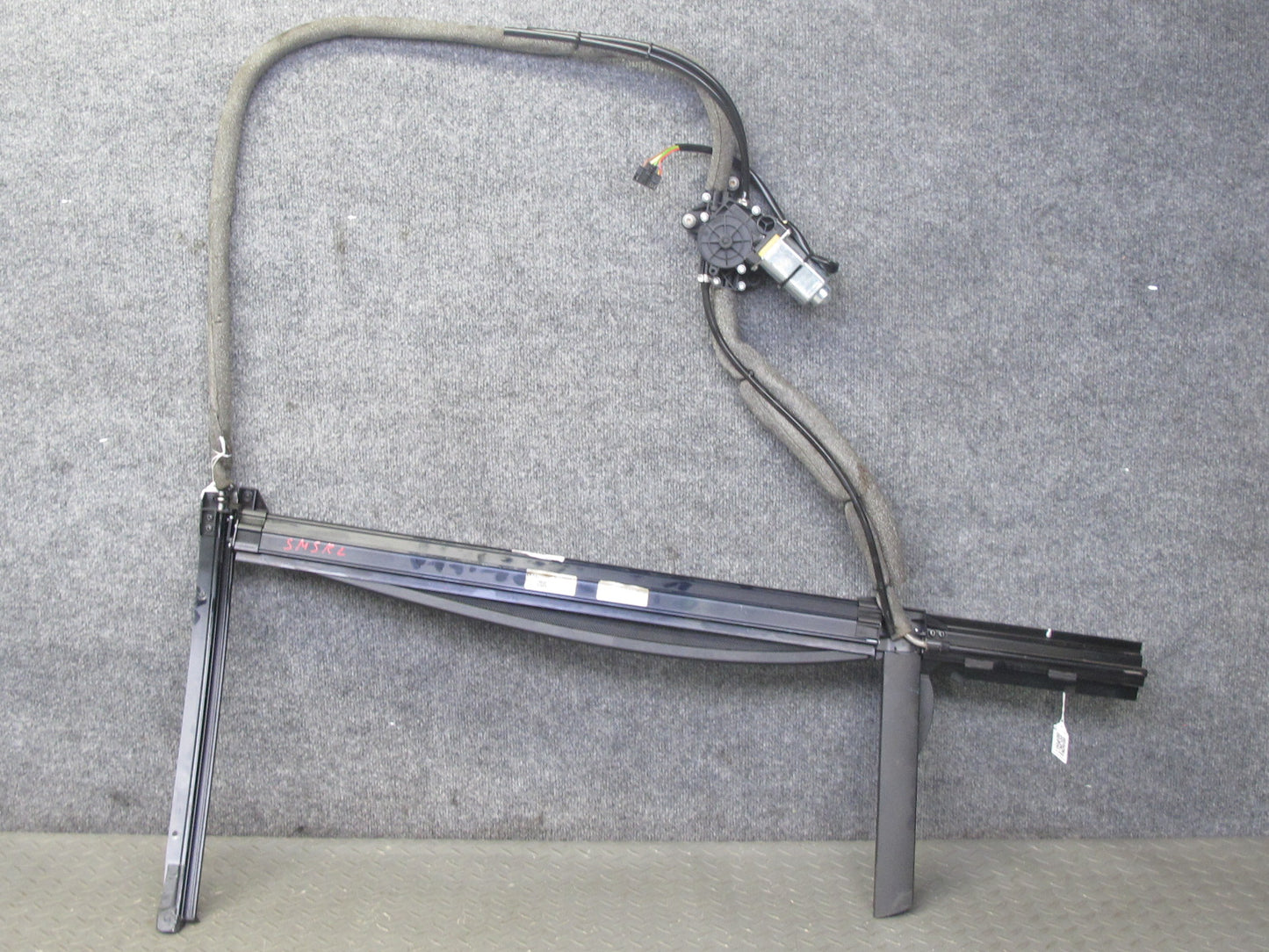 07-13 Mercedes W221 S-class Rear Left Door Sun Shade Sunshade 2218100520 OEM