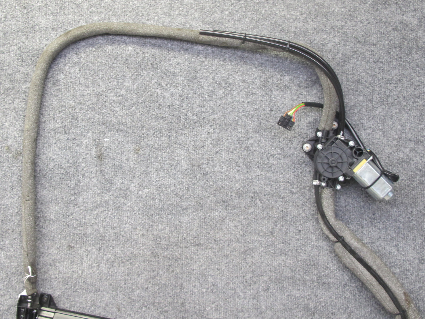 07-13 Mercedes W221 S-class Rear Left Door Sun Shade Sunshade 2218100520 OEM