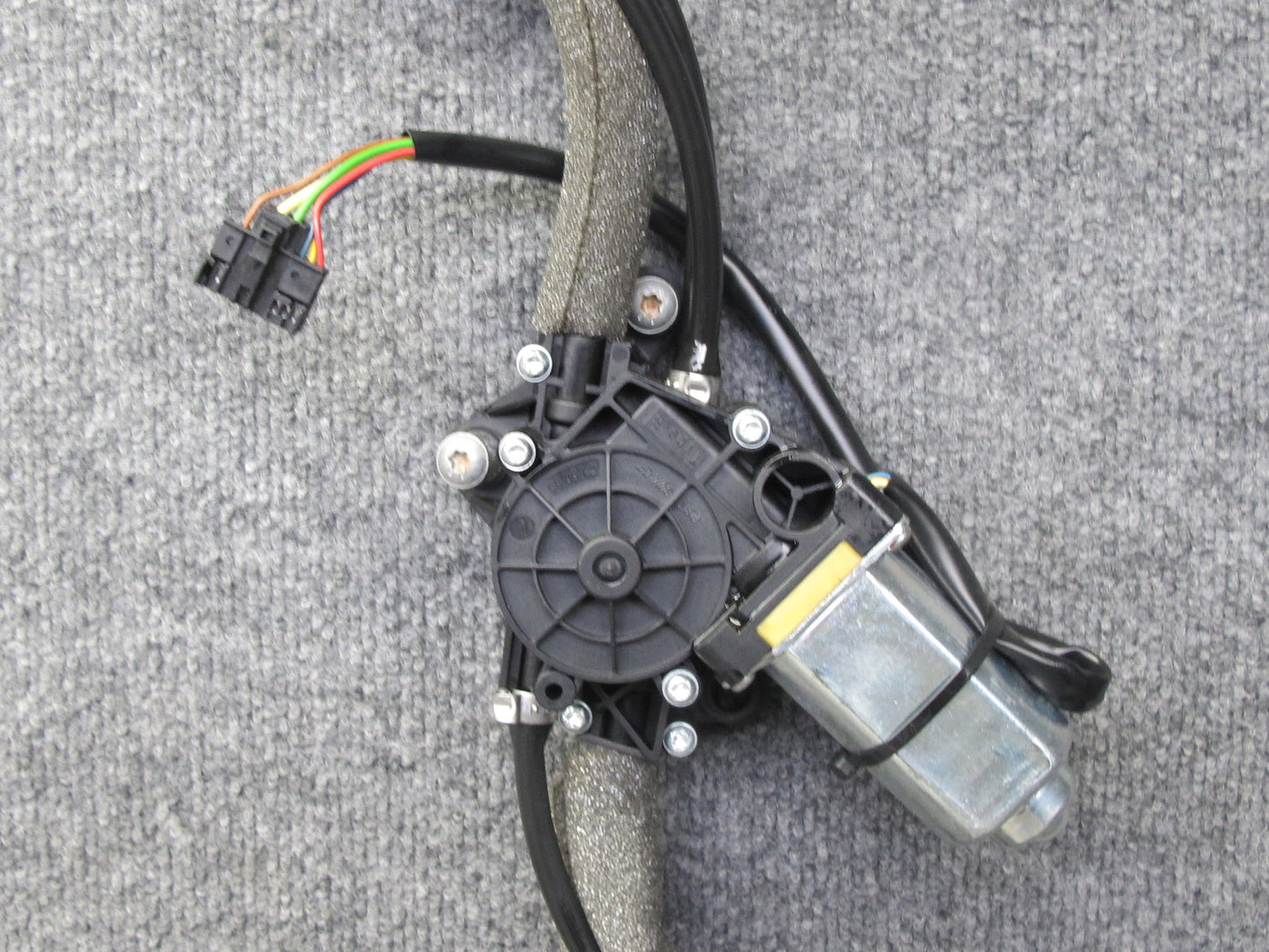 07-13 Mercedes W221 S-class Rear Left Door Sun Shade Sunshade 2218100520 OEM