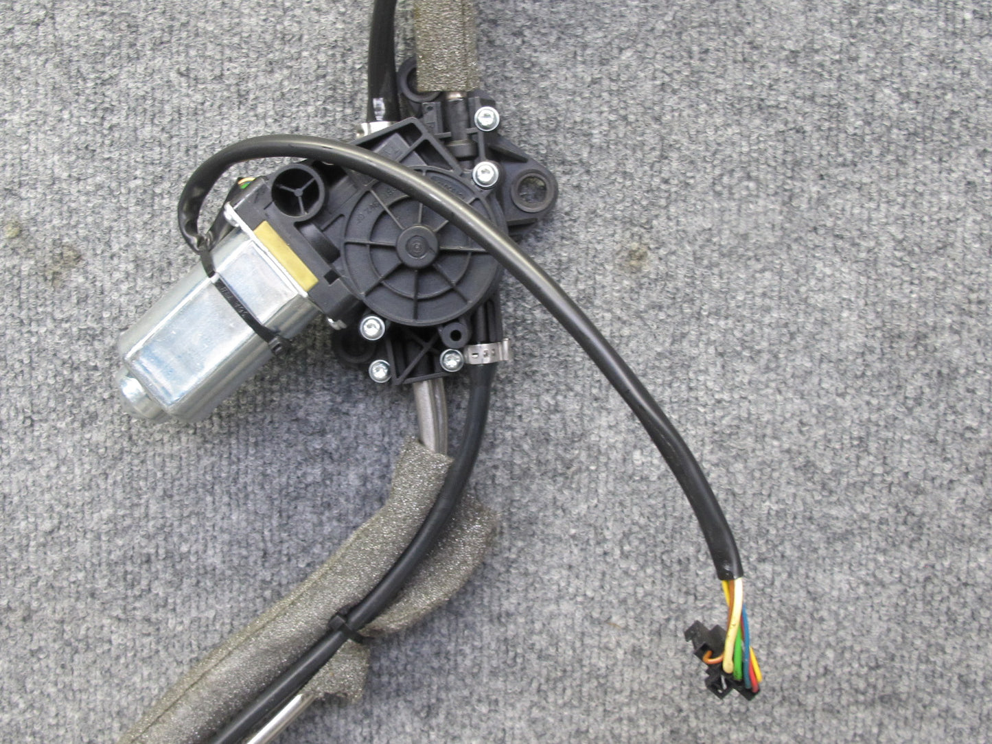 07-13 Mercedes W221 S-class Rear Right Door Sun Shade Sunshade 2218100620 OEM