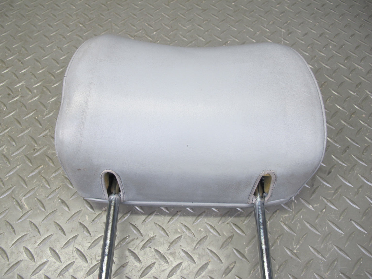 86-91 Mercedes W126 Set of 2 Front Left & Right Leather Headrest Gray OEM