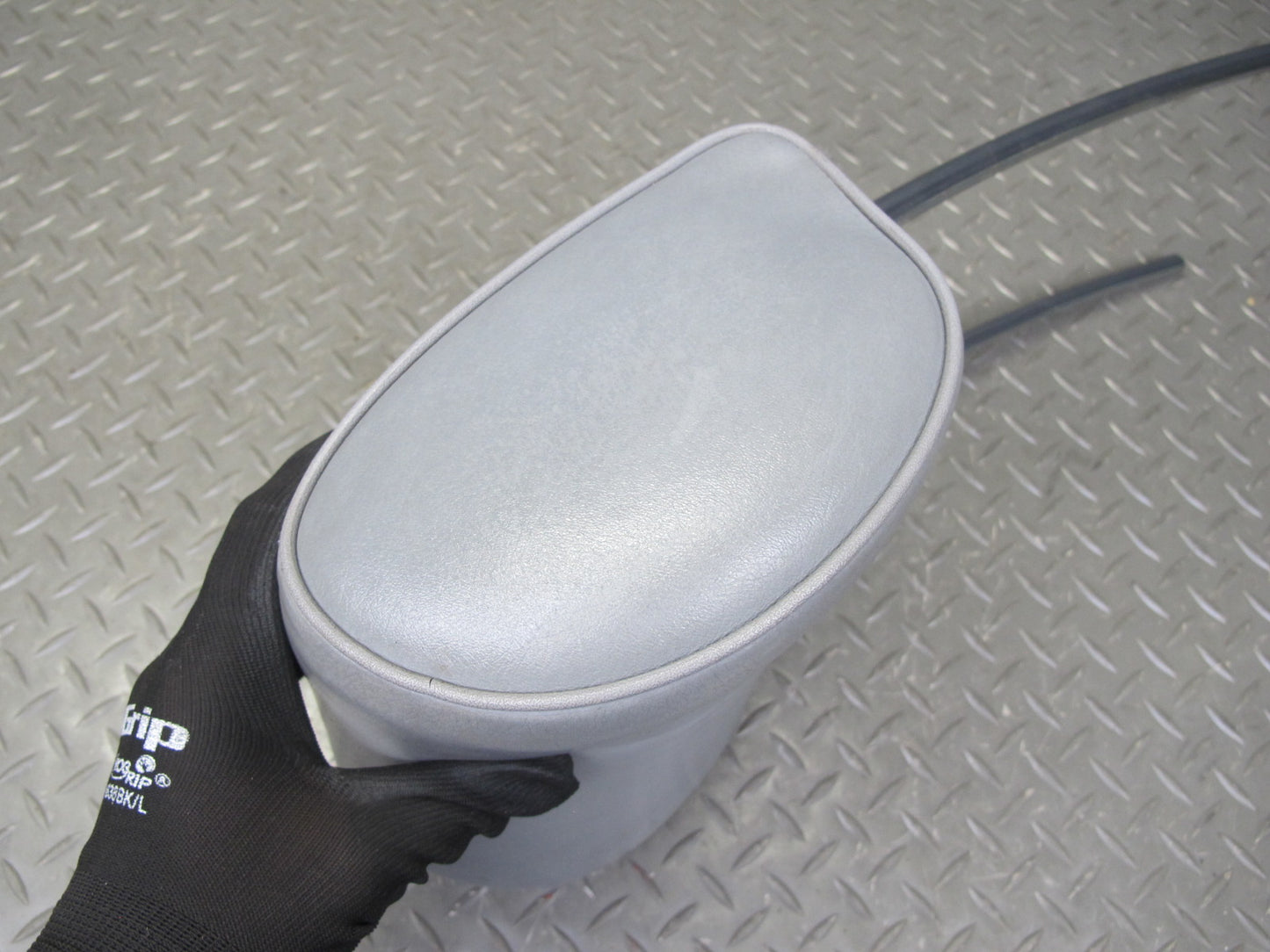 86-91 Mercedes W126 Set of 2 Front Left & Right Leather Headrest Gray OEM