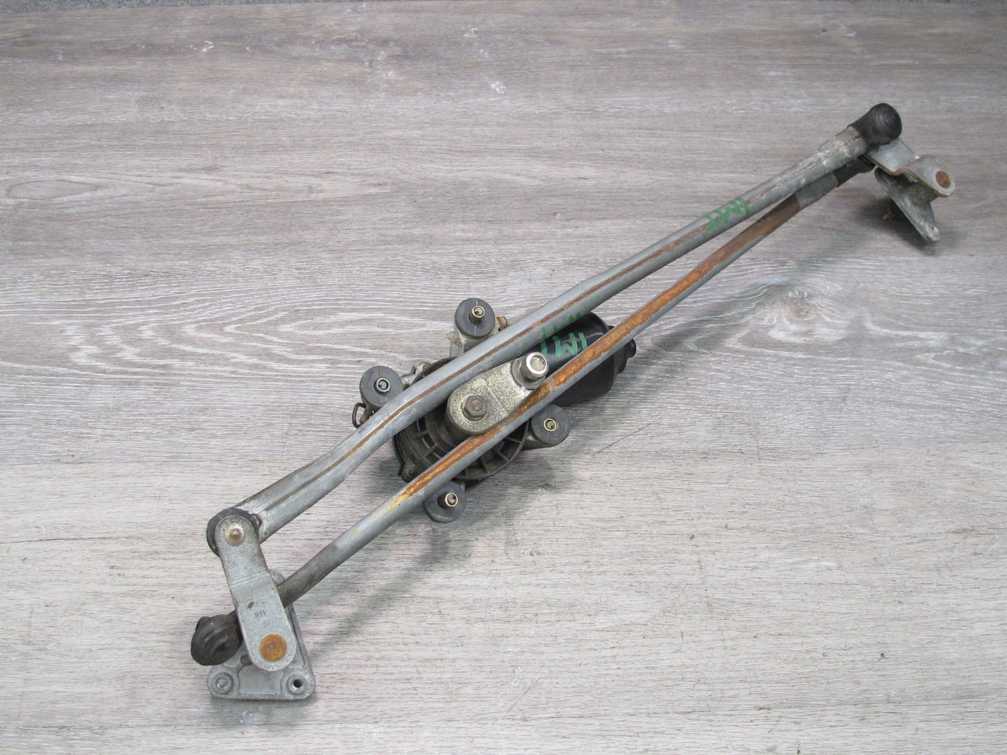 91-99 Dodge Stealth 3000GT Windshield Wiper Transmission Linkage w Motor OEM