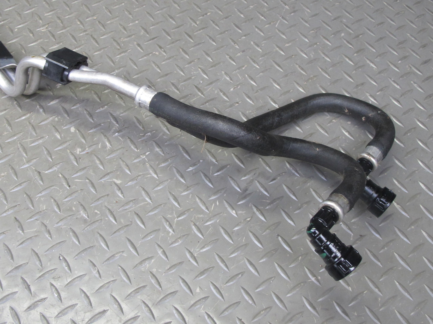 2013-2022 Land Range Rover L405 A/T Transmission Oil Cooler Hose Pipe Line Set