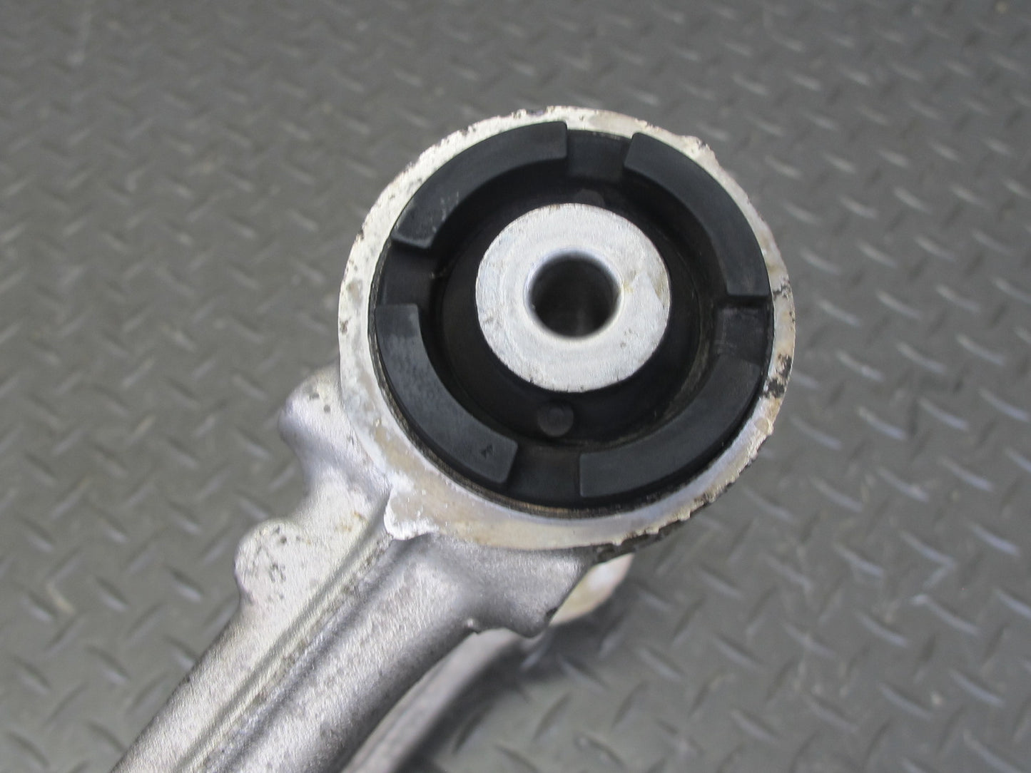 2013-2022 Land Range Rover L405 Front Right Upper Control Arm CPLA-3084-A