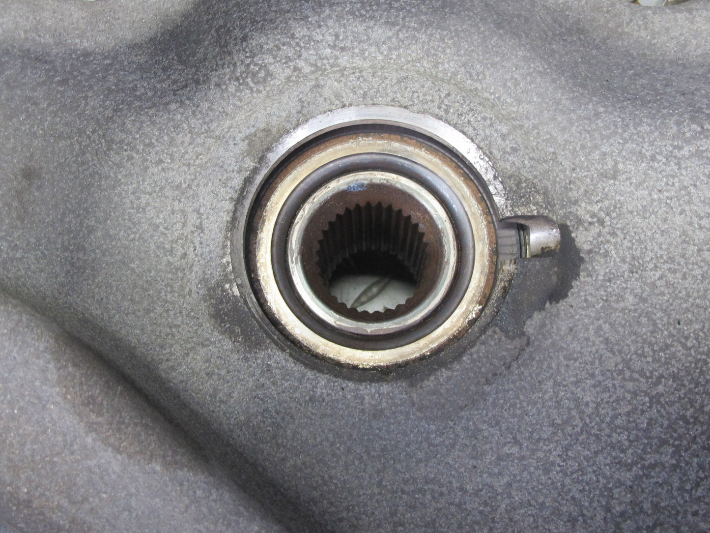 2013-2017 Land Range Rover L405 Front Right Spindle Knuckle Wheel Hub Bearing