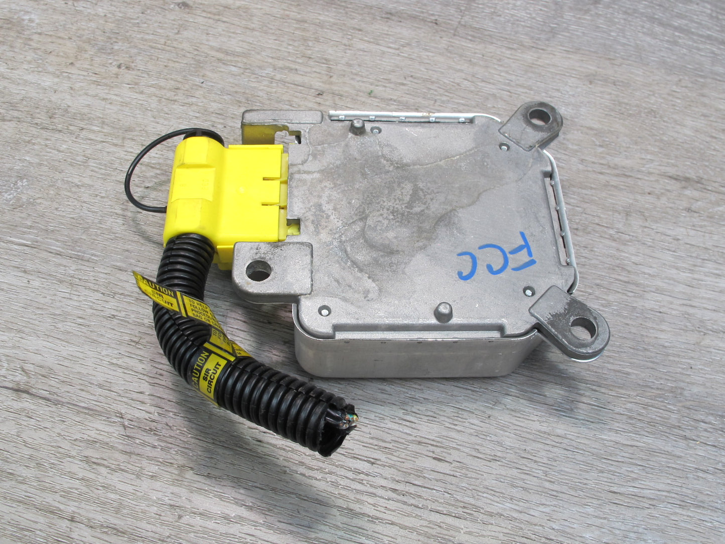 1998 CHEVROLET CAMARO Z28 SRS AIRBAG CONTROL MODULE UNIT 16245081 OEM