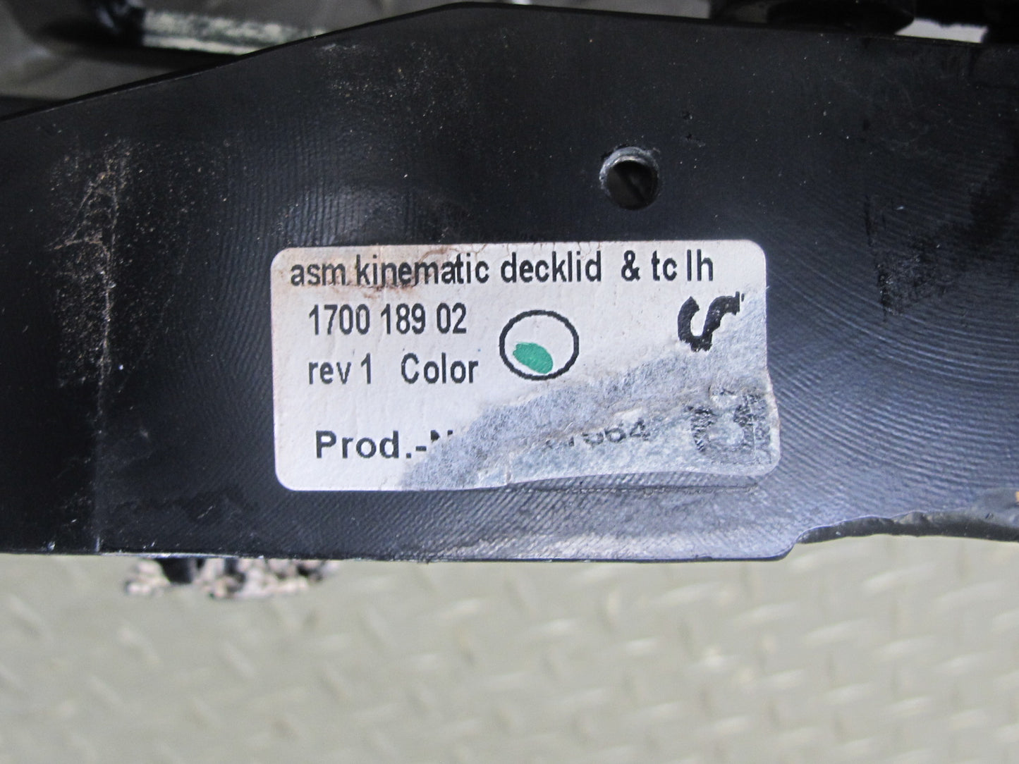 2004-2009 Cadillac XLR Rear Left & Right Side Convertible TOP Hinge Bracket Set