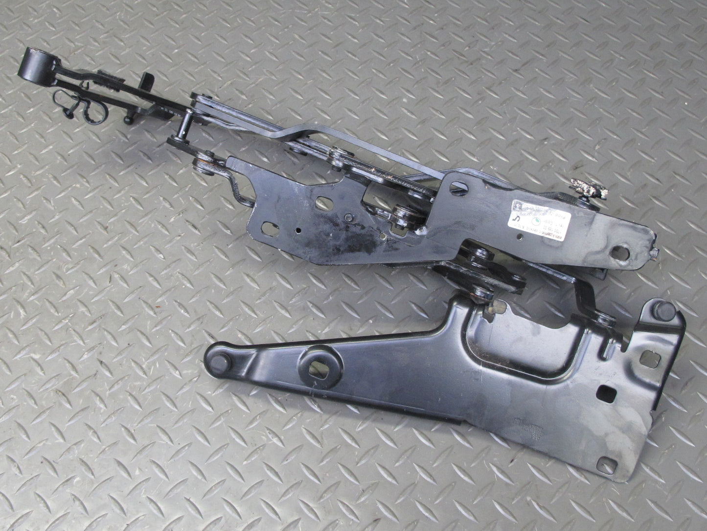 2004-2009 Cadillac XLR Rear Left & Right Side Convertible TOP Hinge Bracket Set