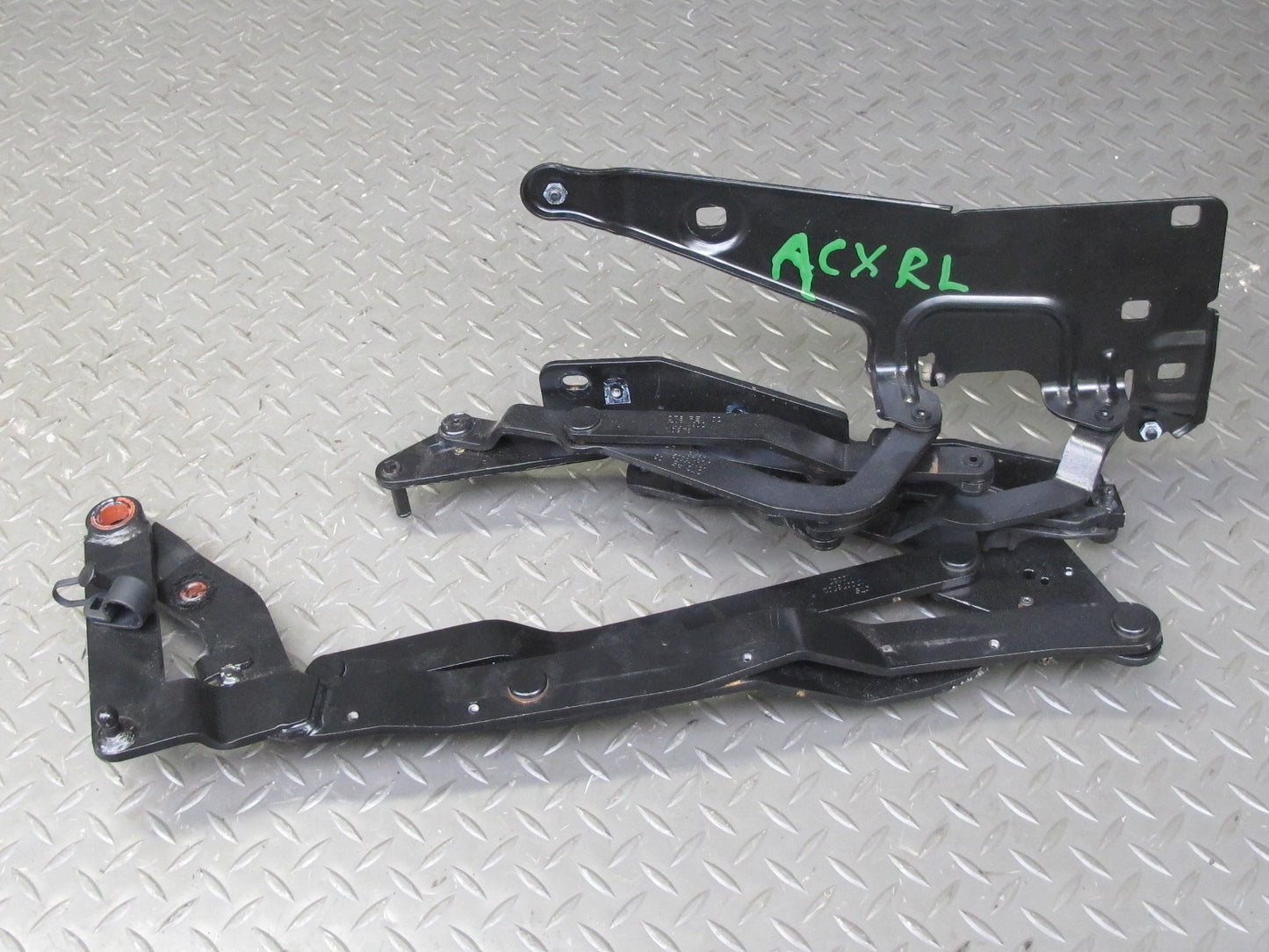 2004-2009 Cadillac XLR Rear Left & Right Side Convertible TOP Hinge Bracket Set