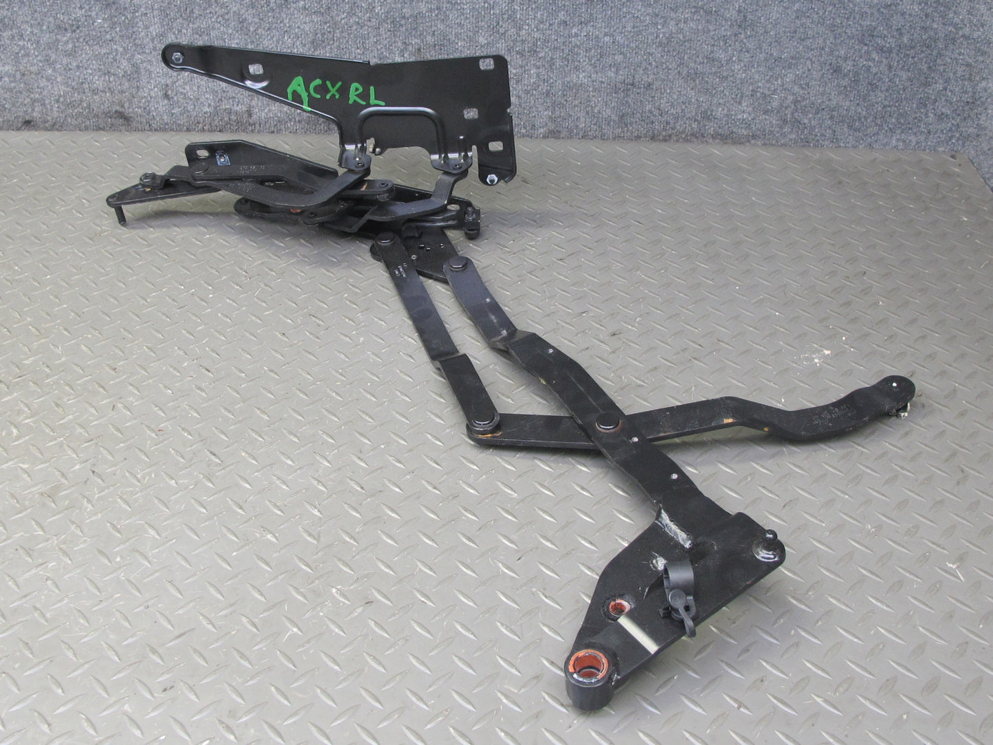 2004-2009 Cadillac XLR Rear Left & Right Side Convertible TOP Hinge Bracket Set