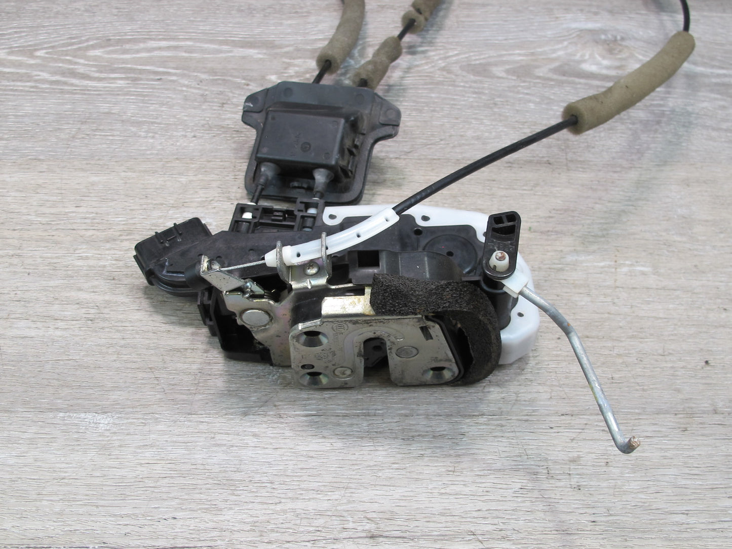 09-20 Nissan 370Z Z34 Front Left Driver Door Lock Latch Actuator OEM