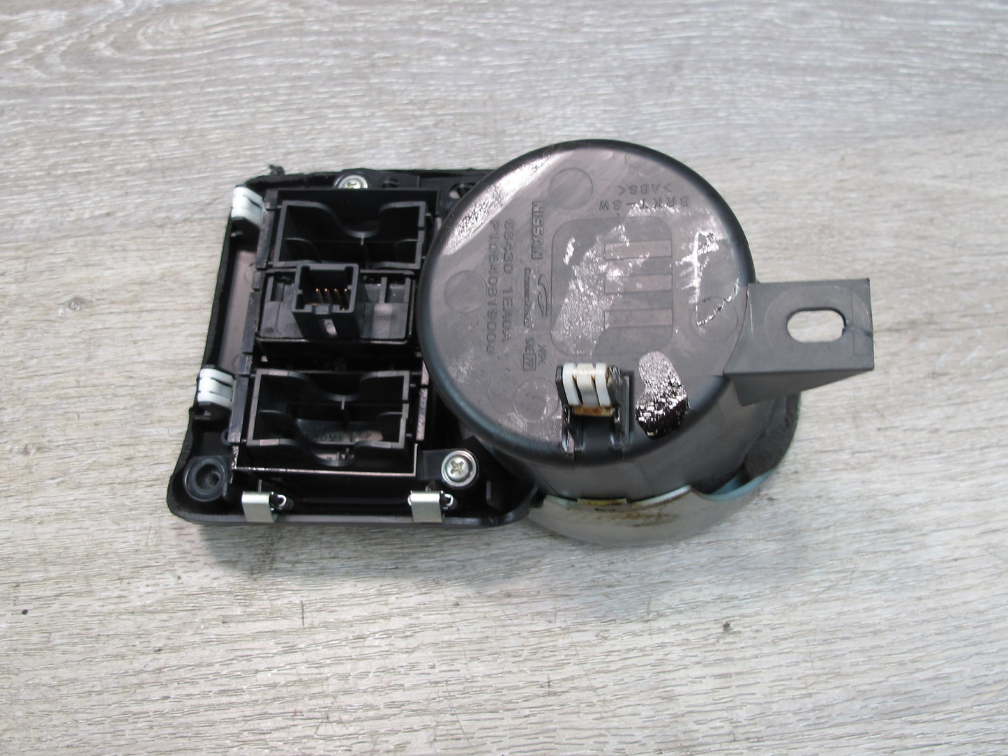 10-19 Nissan 370Z Z34 Convertible Center Console Cupholder w Roof Switch OEM