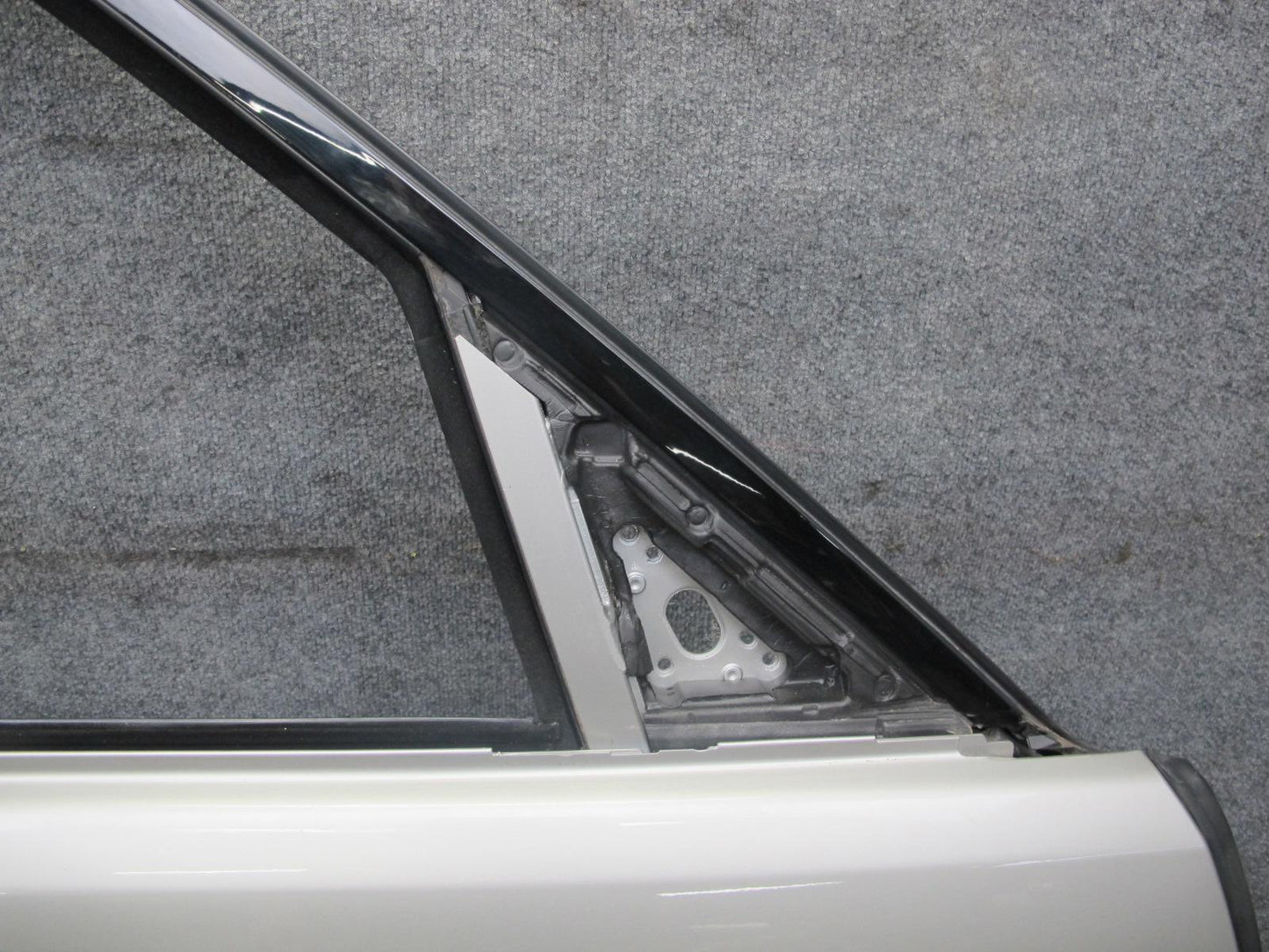 2013-2022 Land Range Rover L405 Front Right Door Shell