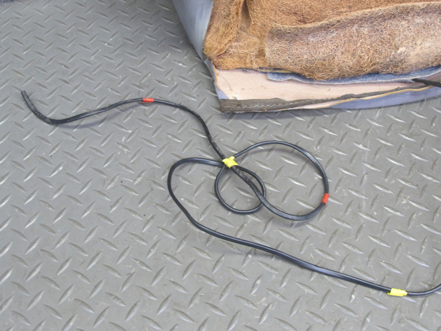 86-88 Mercedes W126 Sedan Front Right Seat Upper Leather Backrest Cushion OEM