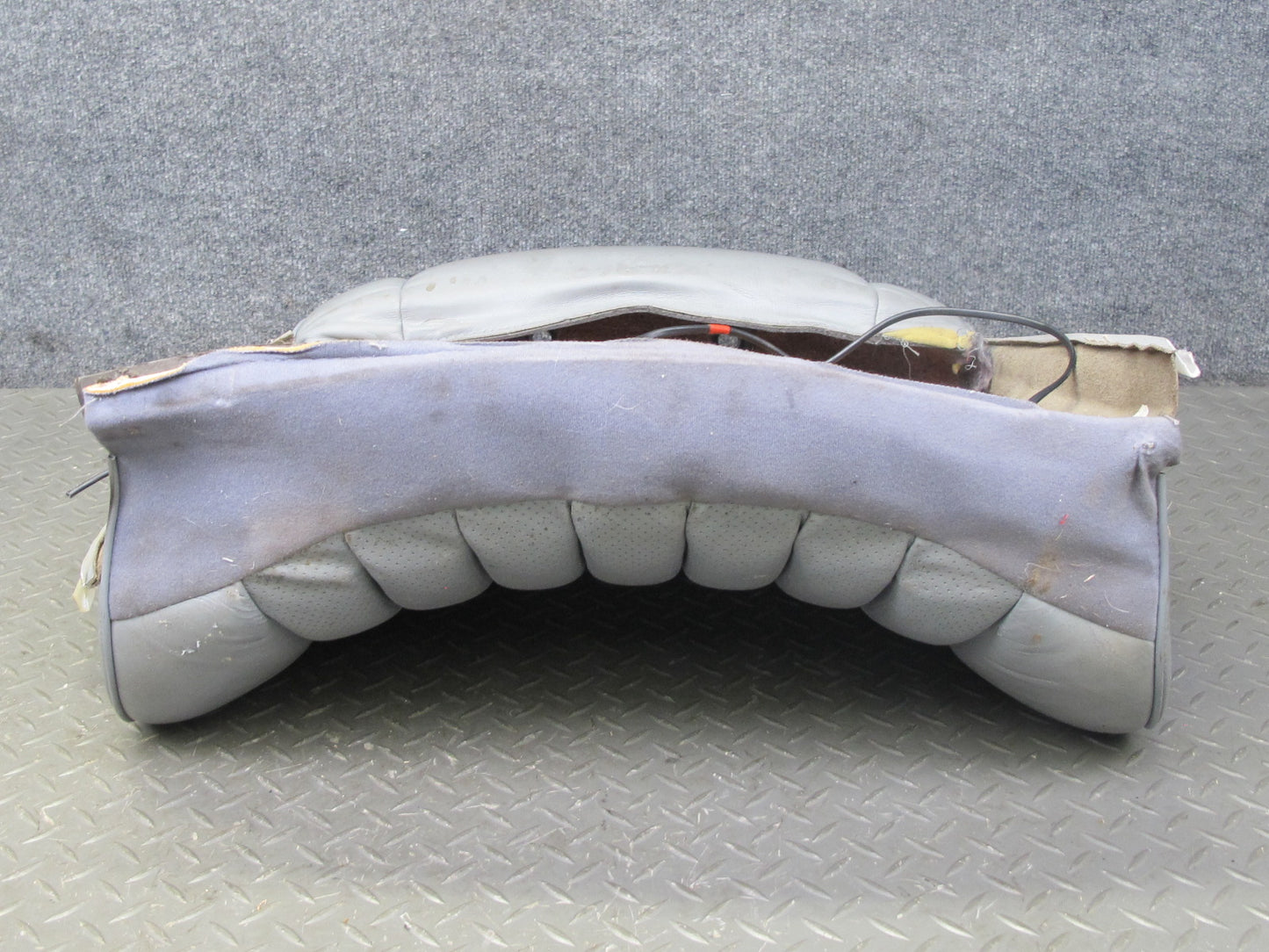 86-88 Mercedes W126 Sedan Front Right Seat Upper Leather Backrest Cushion OEM