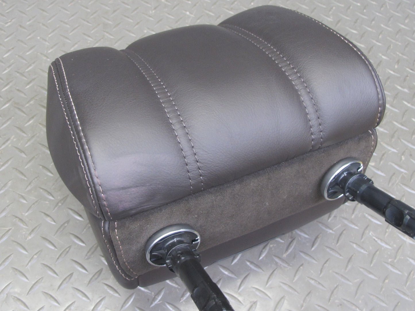 2013-2017 Land Range Rover L405 Front Right Leather Headrest w Screen Espresso