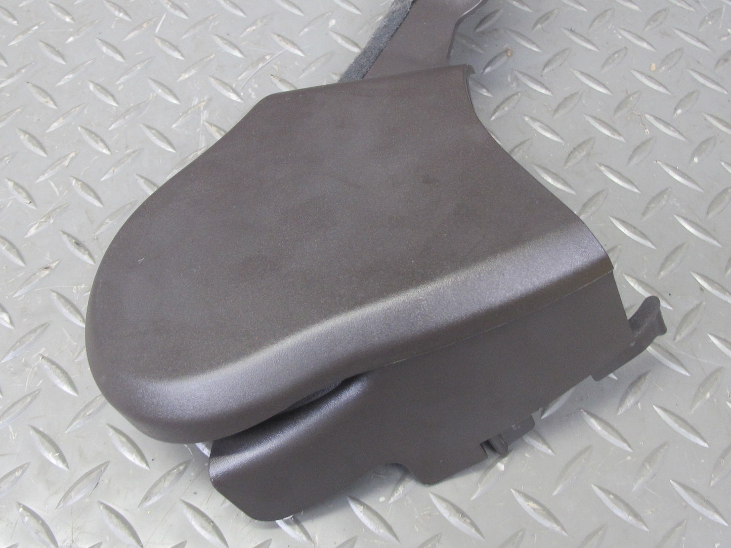 2013-2017 Land Range Rover L405 Front Left Seat Recline Trim Cover Set of 2