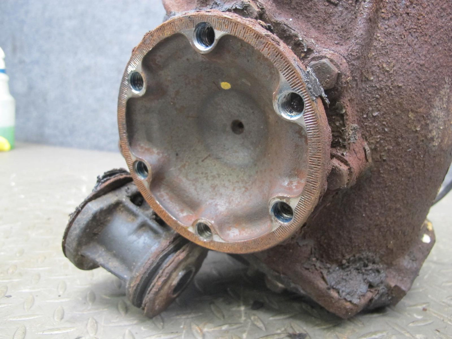 86-91 Mercedes W126 560SEC 560SEL Rear Differential Carrier 2.47 Ratio OEM