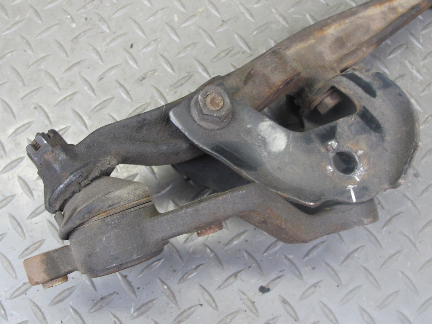 98-05 Lexus JZS160L GS400 GS430 GS300 Front Right Lower Control Arm w Link OEM