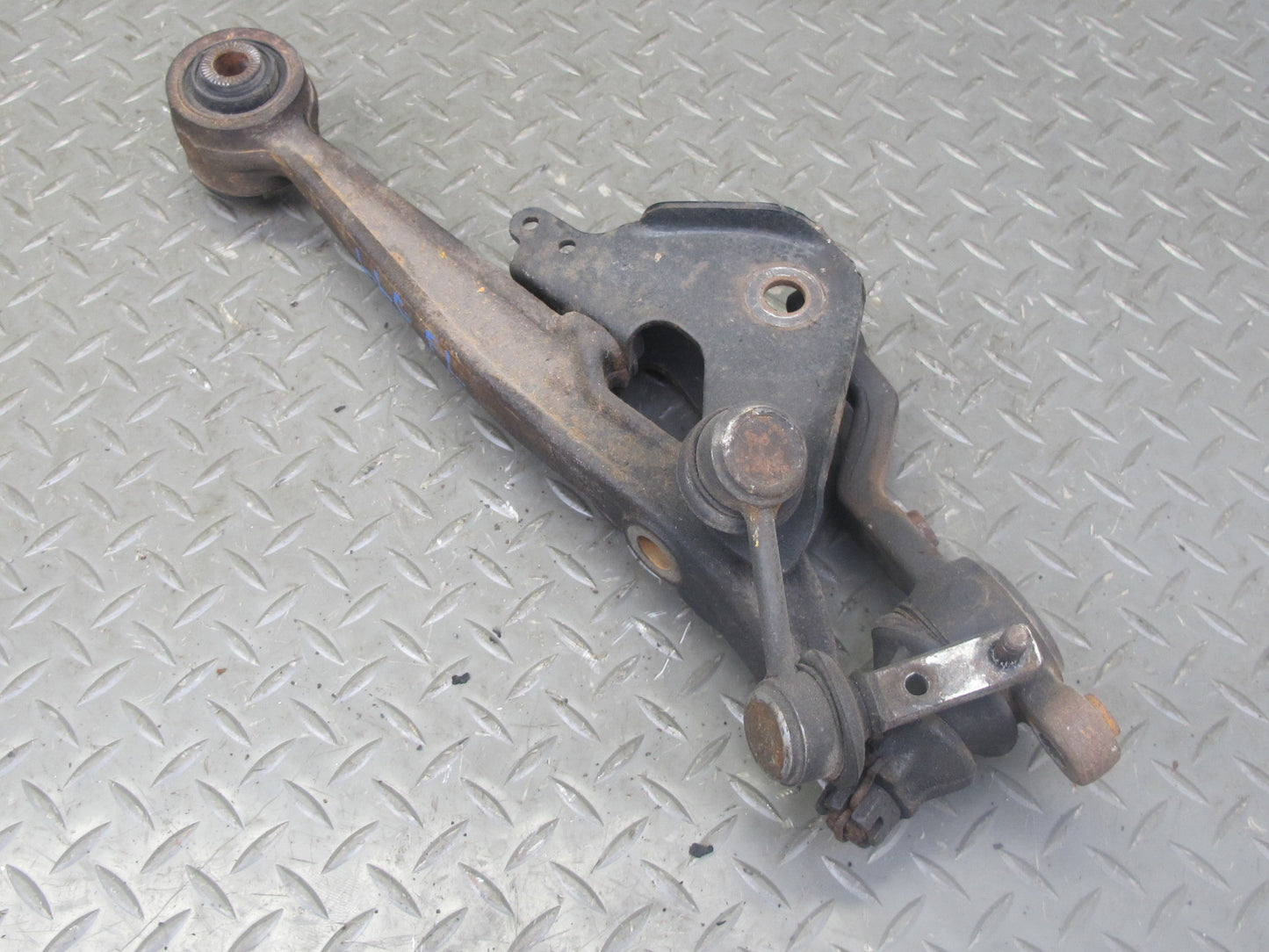 98-05 Lexus JZS160L GS400 GS430 GS300 Front Left Lower Control Arm w Link OEM