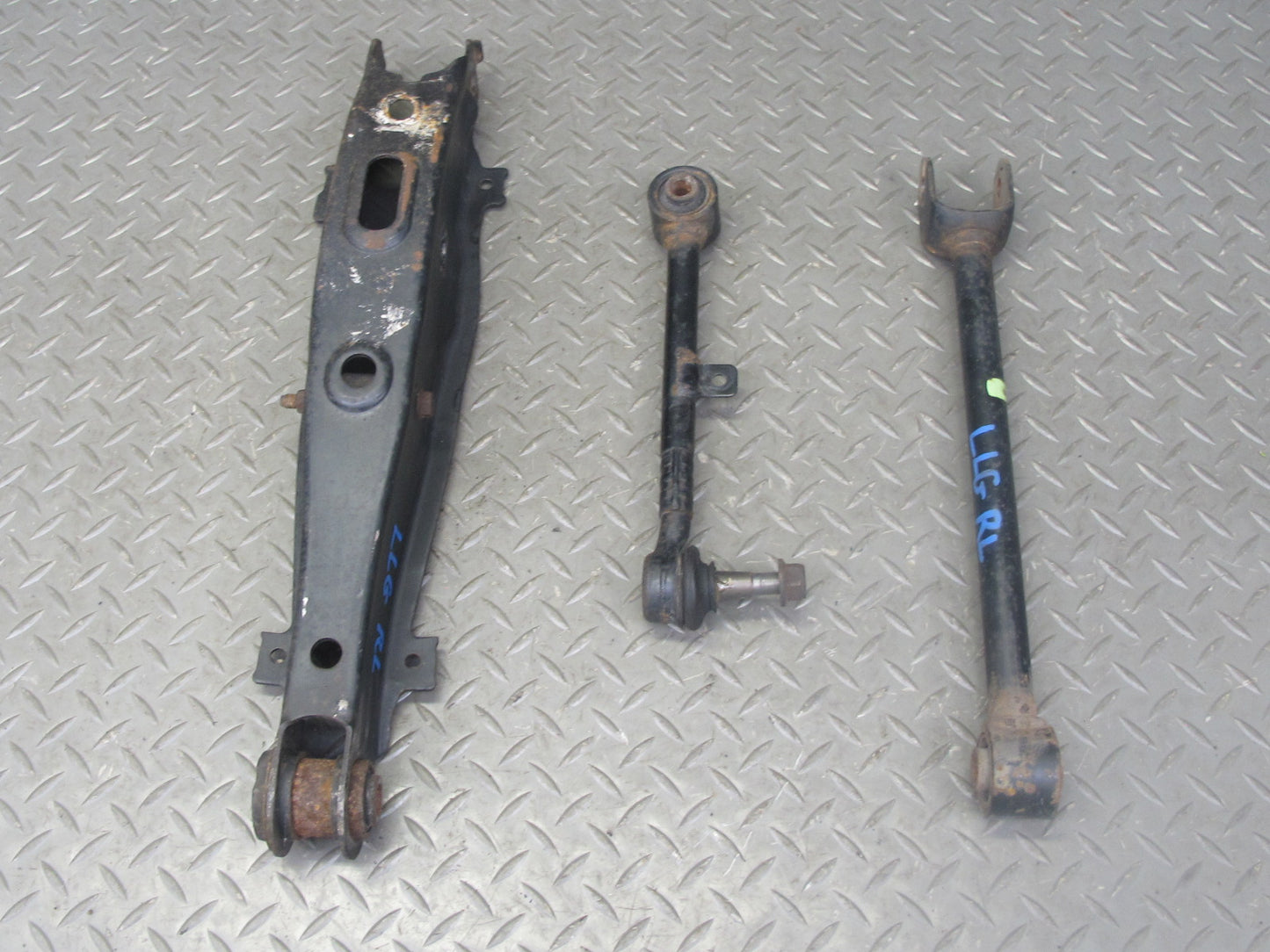 98-05 Lexus JZS160L GS400 GS430 GS300 Set of 3 Rear Left Control Arm OEM