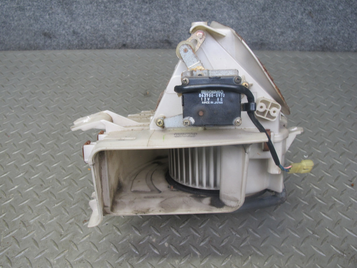 87-89 Toyota MR2 AW15 A/C Heater Blower Motor W/ Housing Assemblyoem