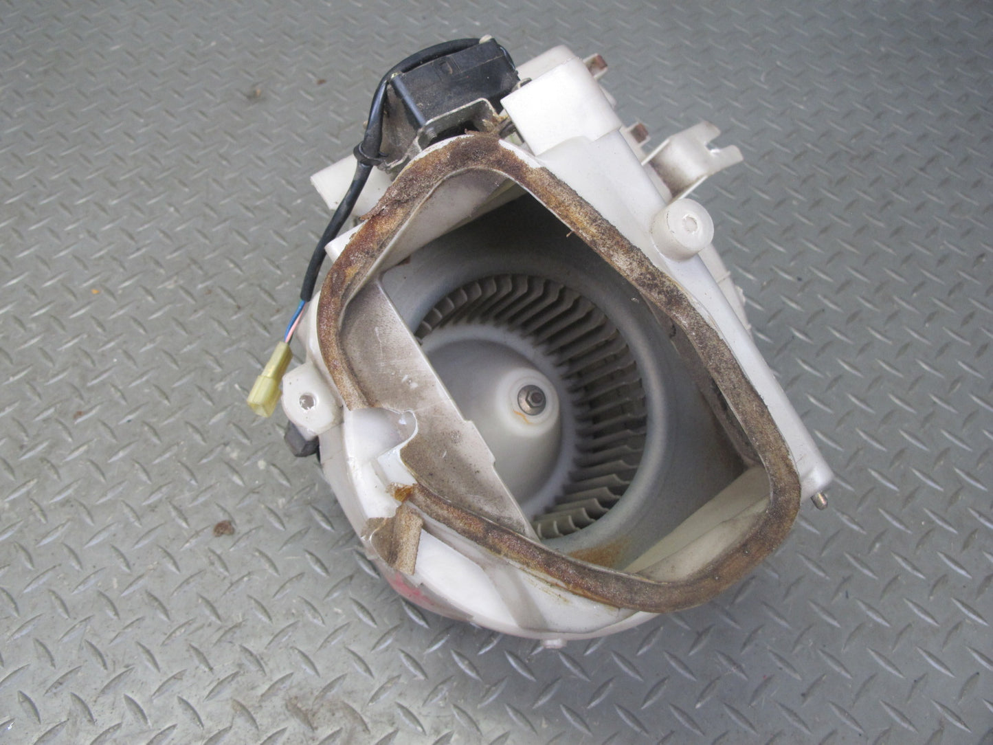 87-89 Toyota MR2 AW15 A/C Heater Blower Motor W/ Housing Assemblyoem