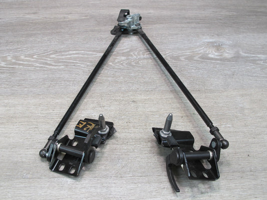 10-19 Nissan Z34 370Z Covertible Front TOP Header Lock Latch Mechanizm OEM
