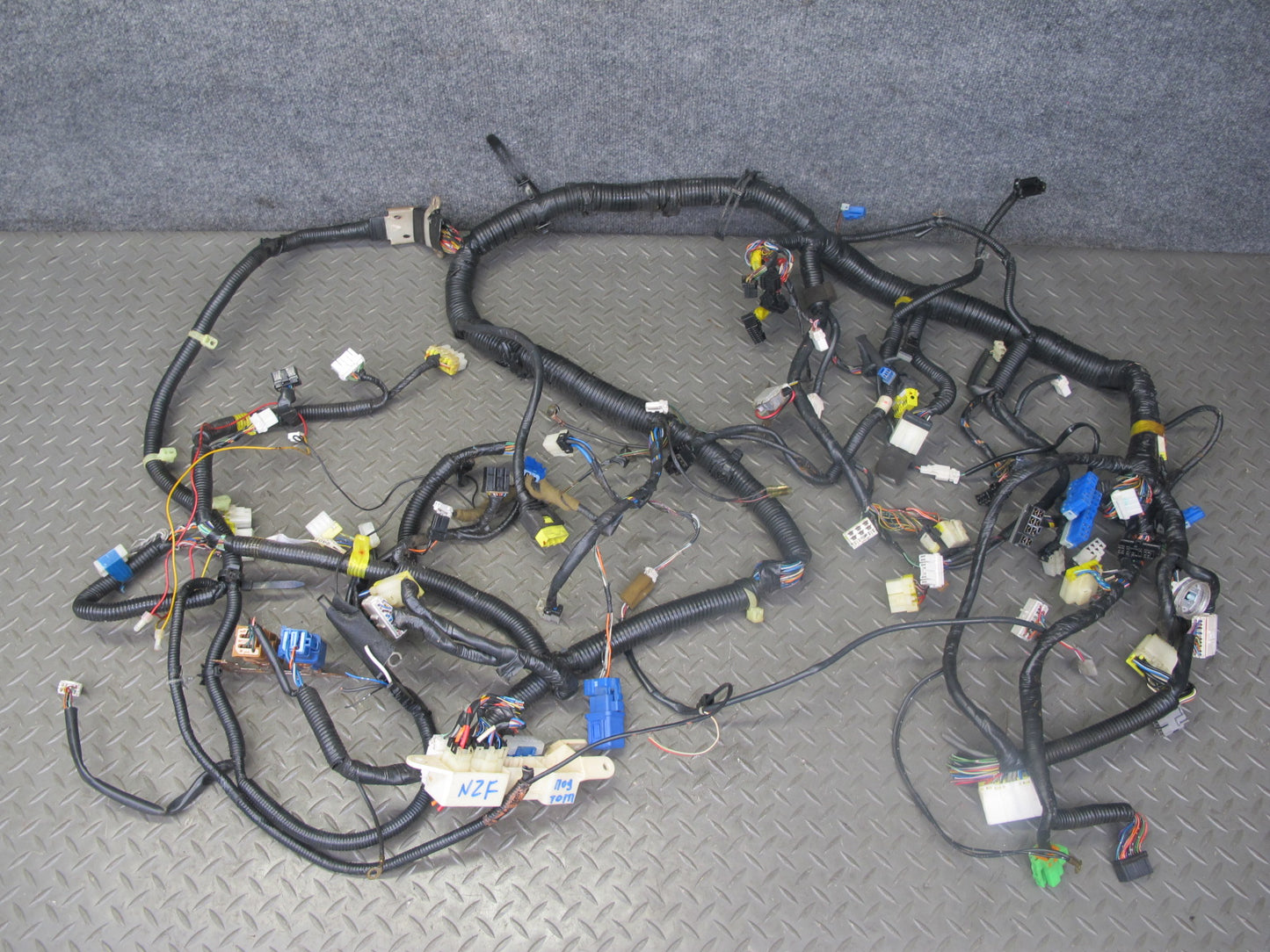 92-93 Nissan Z32 300ZX VG30DE NON Turbo M/T Engine Bay Wire Wiring Harness OEM