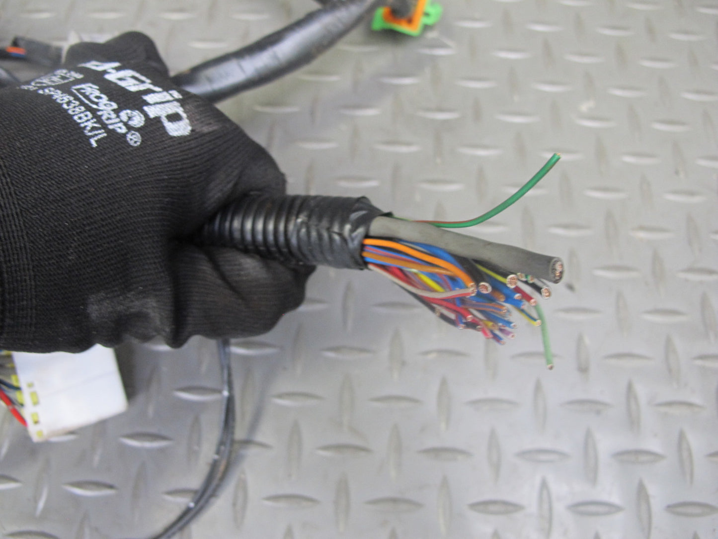 92-93 Nissan Z32 300ZX VG30DE NON Turbo M/T Engine Bay Wire Wiring Harness OEM
