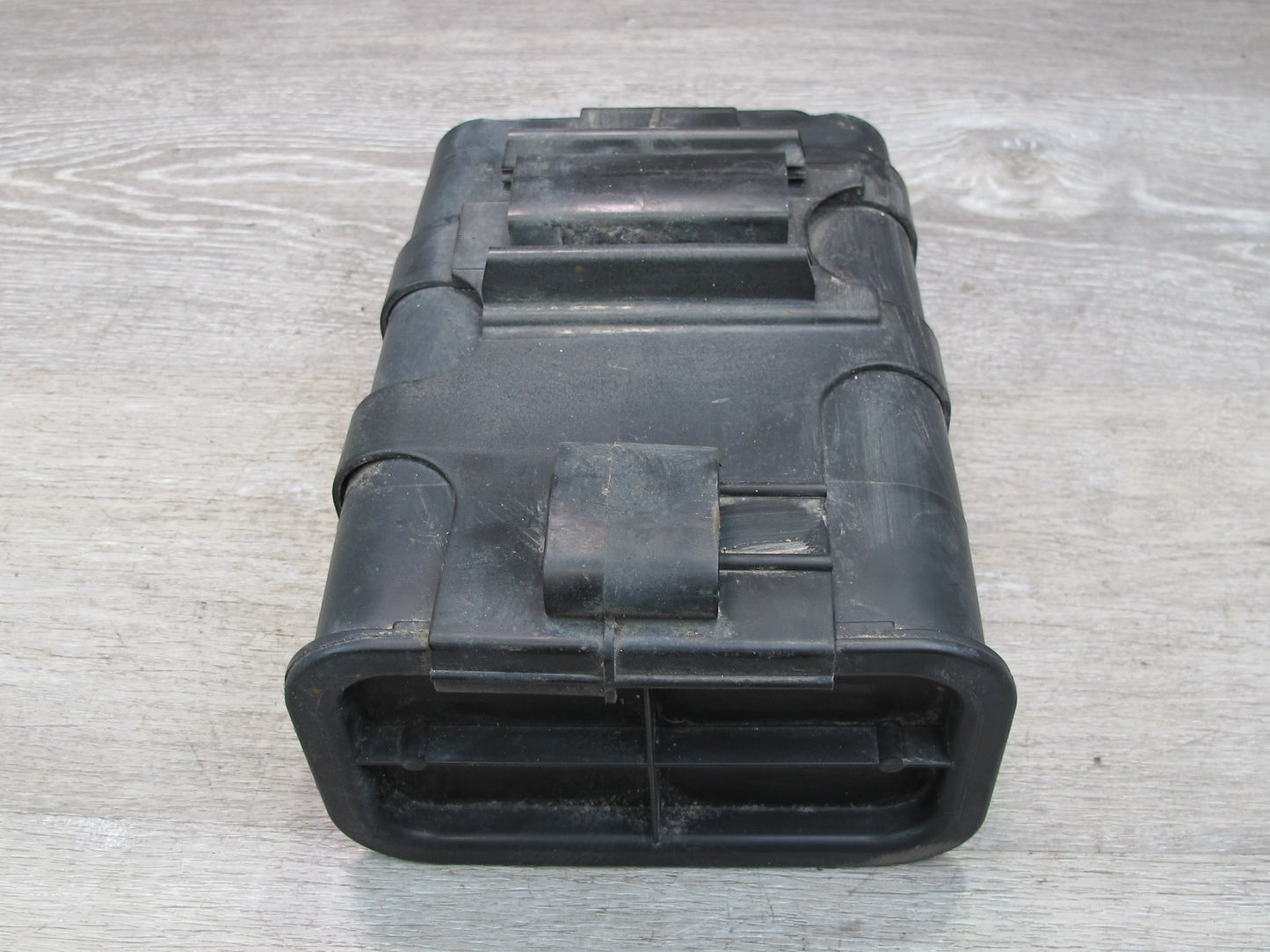 1998 Chevrolet Camaro Fuel Evap Vapor Charcoal Canister w Bracket OEM