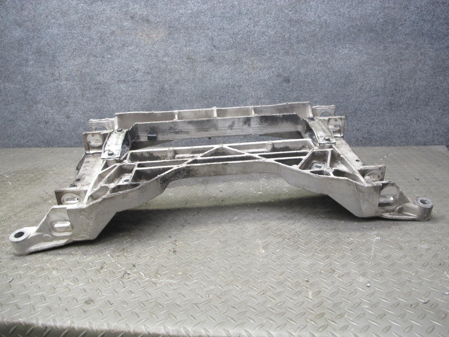 2004-2009 Cadillac XLR Front Engine Sub Frame Subframe Crossmember Cradle