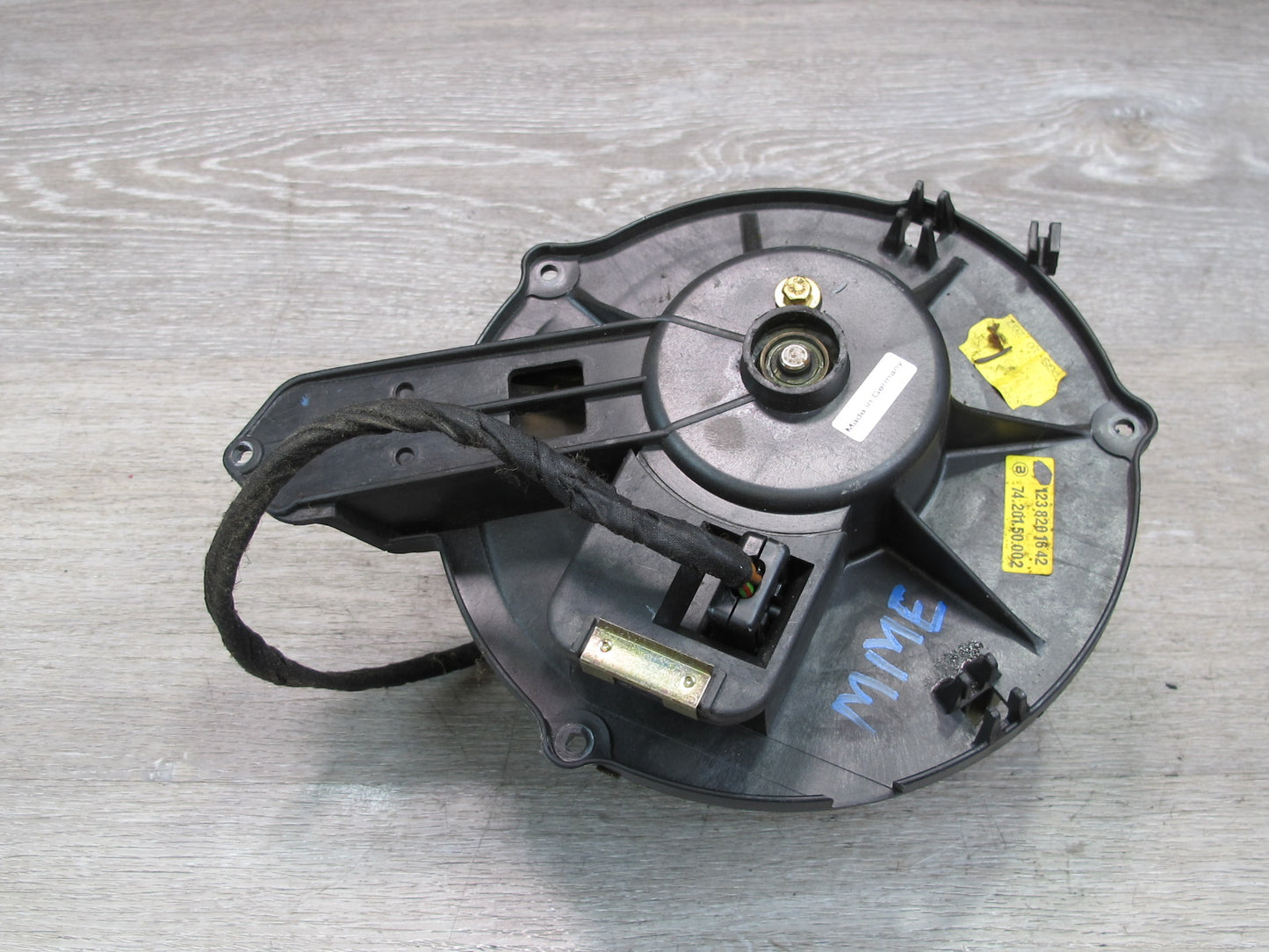 75-85 Mercedes W123 A/C Heater Blower Motor Fan 1238201642 OEM