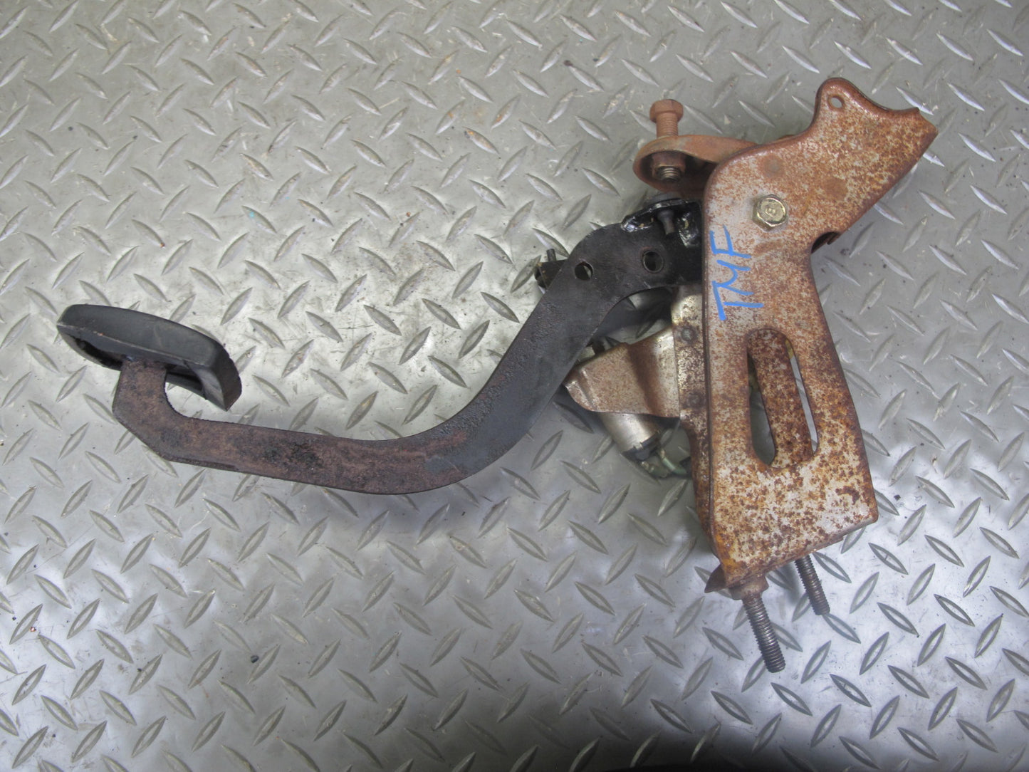 85-89 Toyota MR2 M/T Manual Transmission Gas Clutch Brake Pedal Set OEM