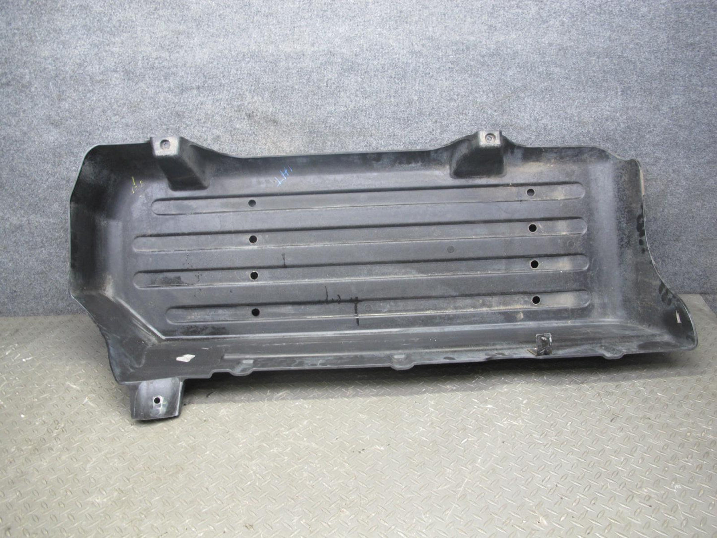 2003-2009 Hummer H2 6.0L Fuel Tank Lower Guard Splash Shield Cover