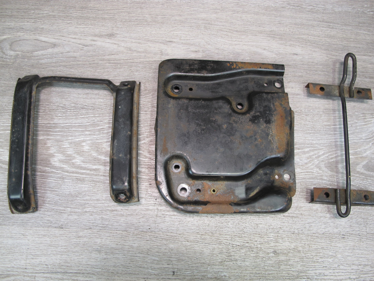91-99 Dodge Stealth 3000GT Battery Tray Holder Bracket Panel Plate Set OEM