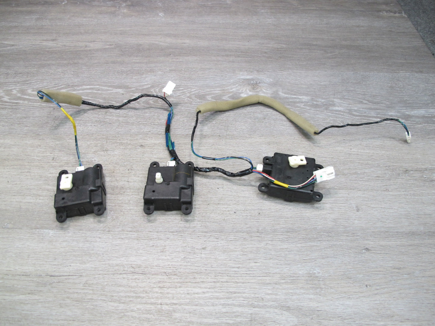 09-20 Nissan Z34 370Z Set of 3 A/C Heater Flap Door Actuator Motor Wiring OEM