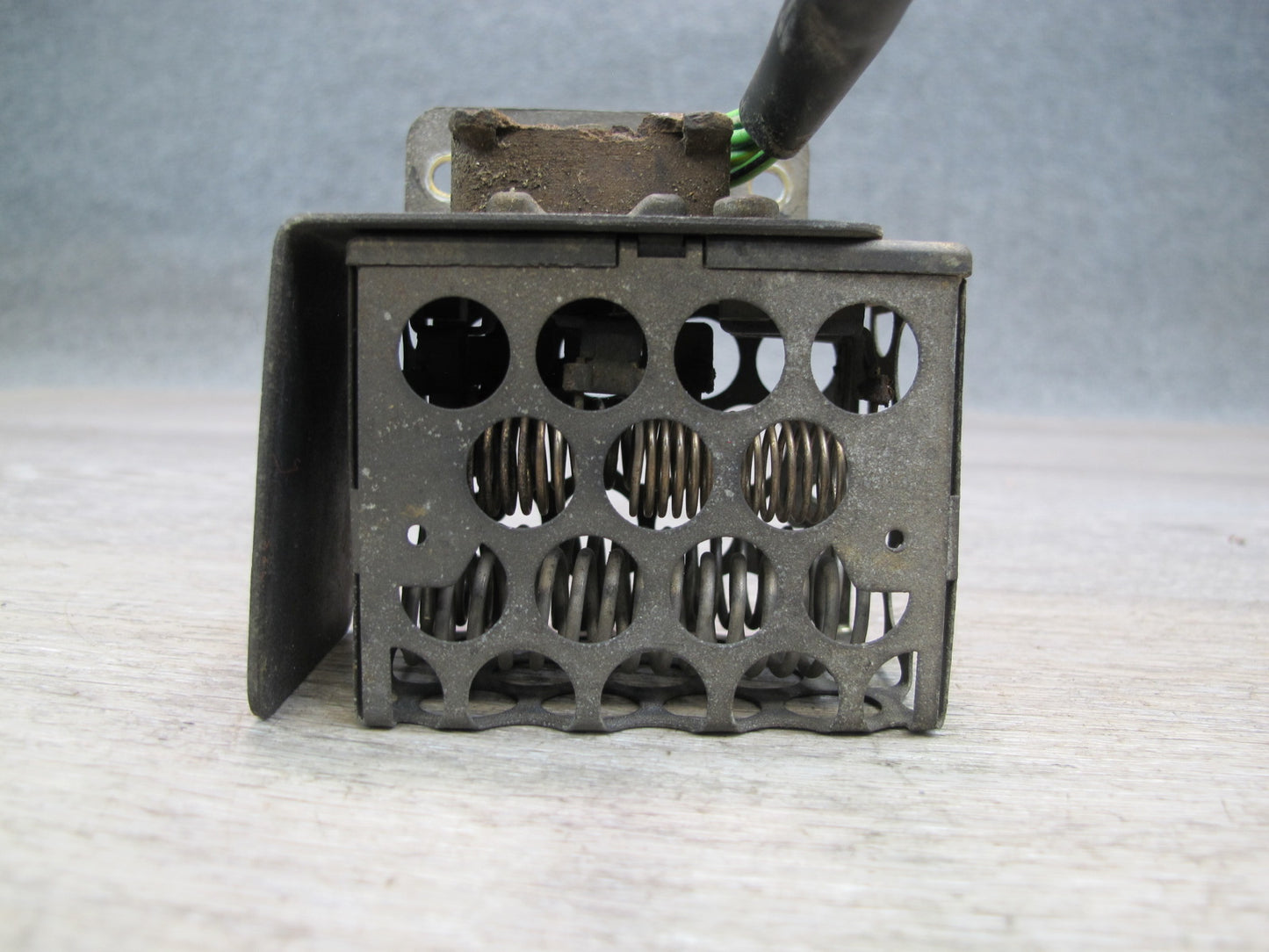 75-85 Mercedes W123 Heater Blower Motor Resistor OEM