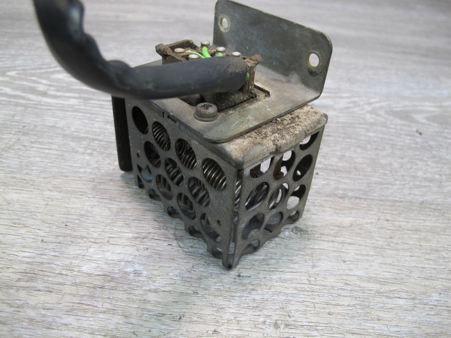 75-85 Mercedes W123 Heater Blower Motor Resistor OEM