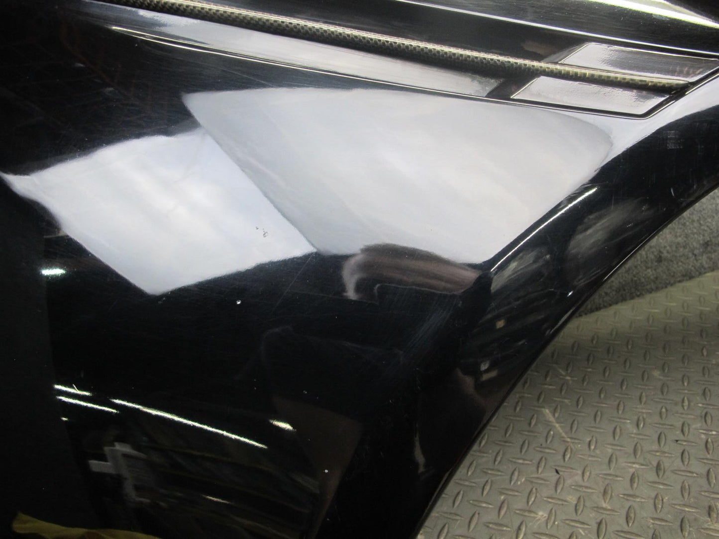 2006-2010 BMW E63 E64 6-SERIES Front Right Fender Shell Panel Cover