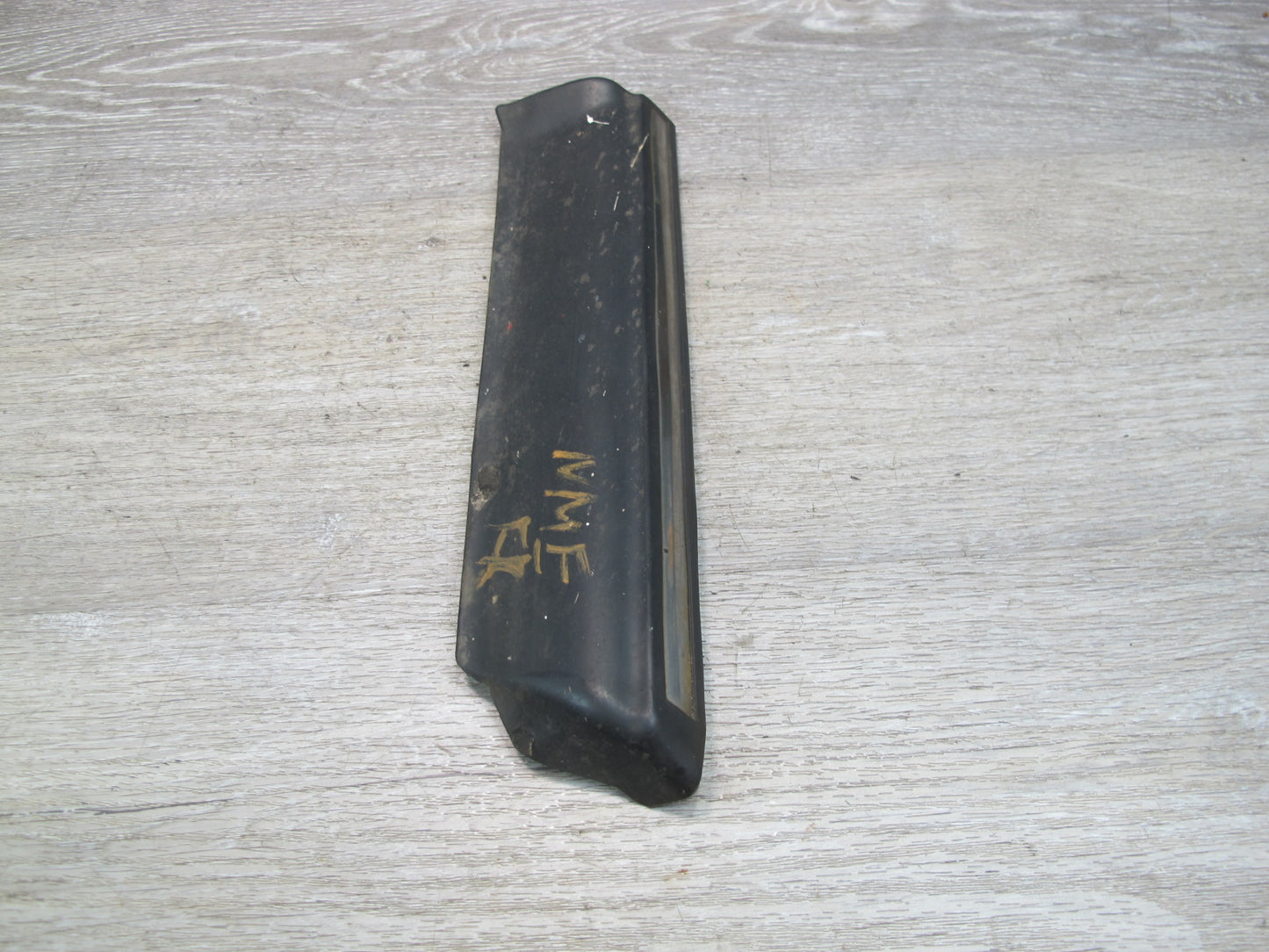 77-85 Mercedes W123 Front Right Fender Lower Trim Molding OEM