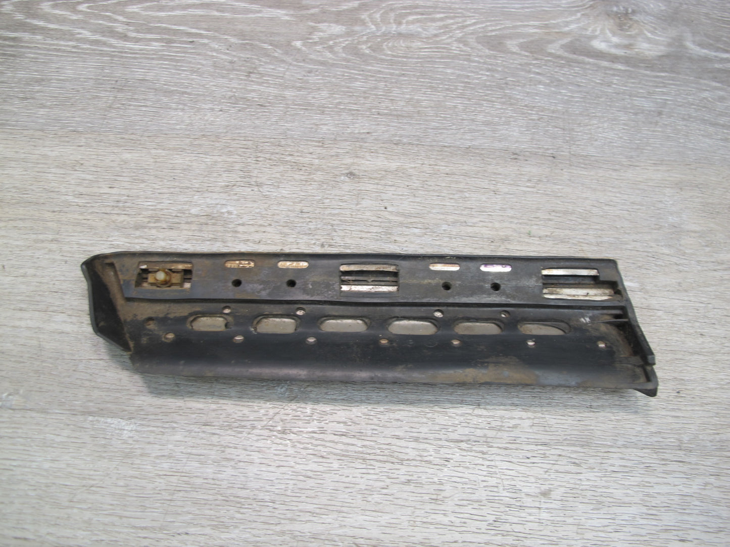 77-85 Mercedes W123 Front Right Fender Lower Trim Molding OEM