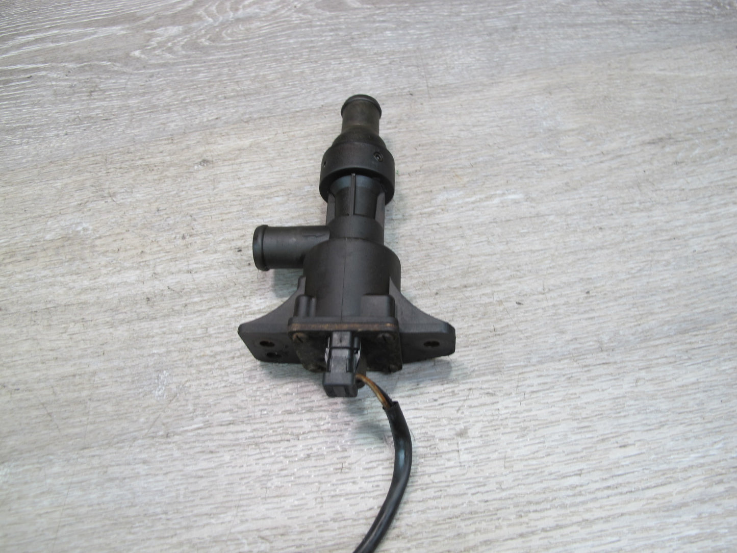 75-85 Mercedes W123 Heater Control Water Valve OEM